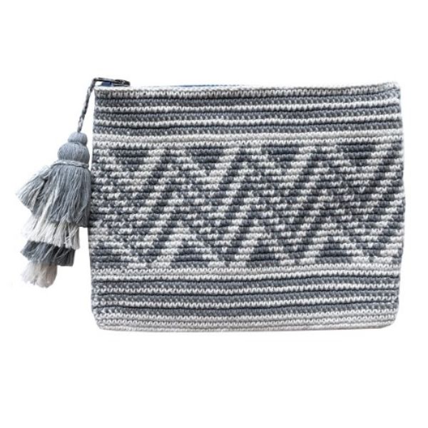 Picture of crocheted carryall everyday clutch